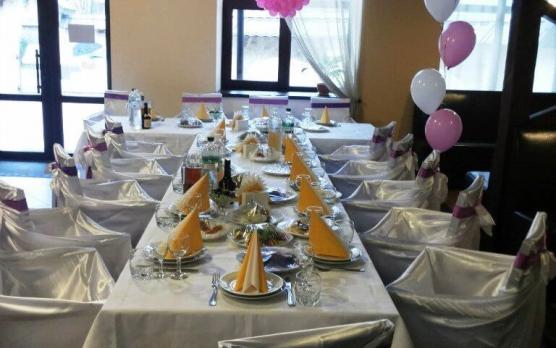 Wedding at the Irpen restaurant. Restaurant and hotel complex Chateau Paradise