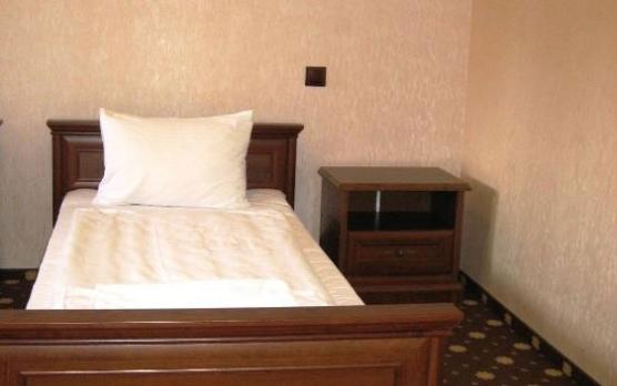 Irpen Bucha hotel. Rooms, hotel complex Chateau paradise near Kiev